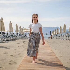 MAGIL T-shirt bianca bambina con priletta blu cotone MADE IN ITALY